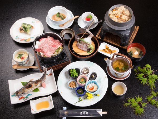 【お値打ちSTAY】スタンダードプラン♪＜A5飛騨牛付＞岩寿会席♪【嬉しいサービス付き♪】